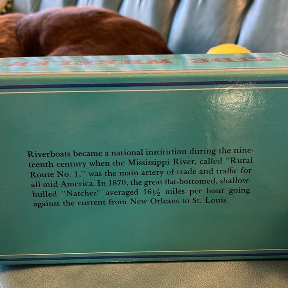 Avon “Side Wheeler” Bottle - Picture 8 of 9